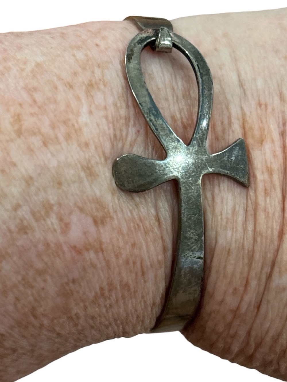 VTG EGYPTIAN SILVER ANKH BANGLE BRACELET HALLMARKED REVIVAL HOOK CLASP